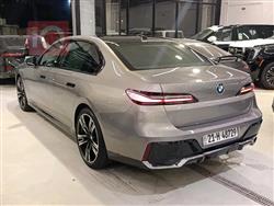 بي ام دبليو الفئة 7